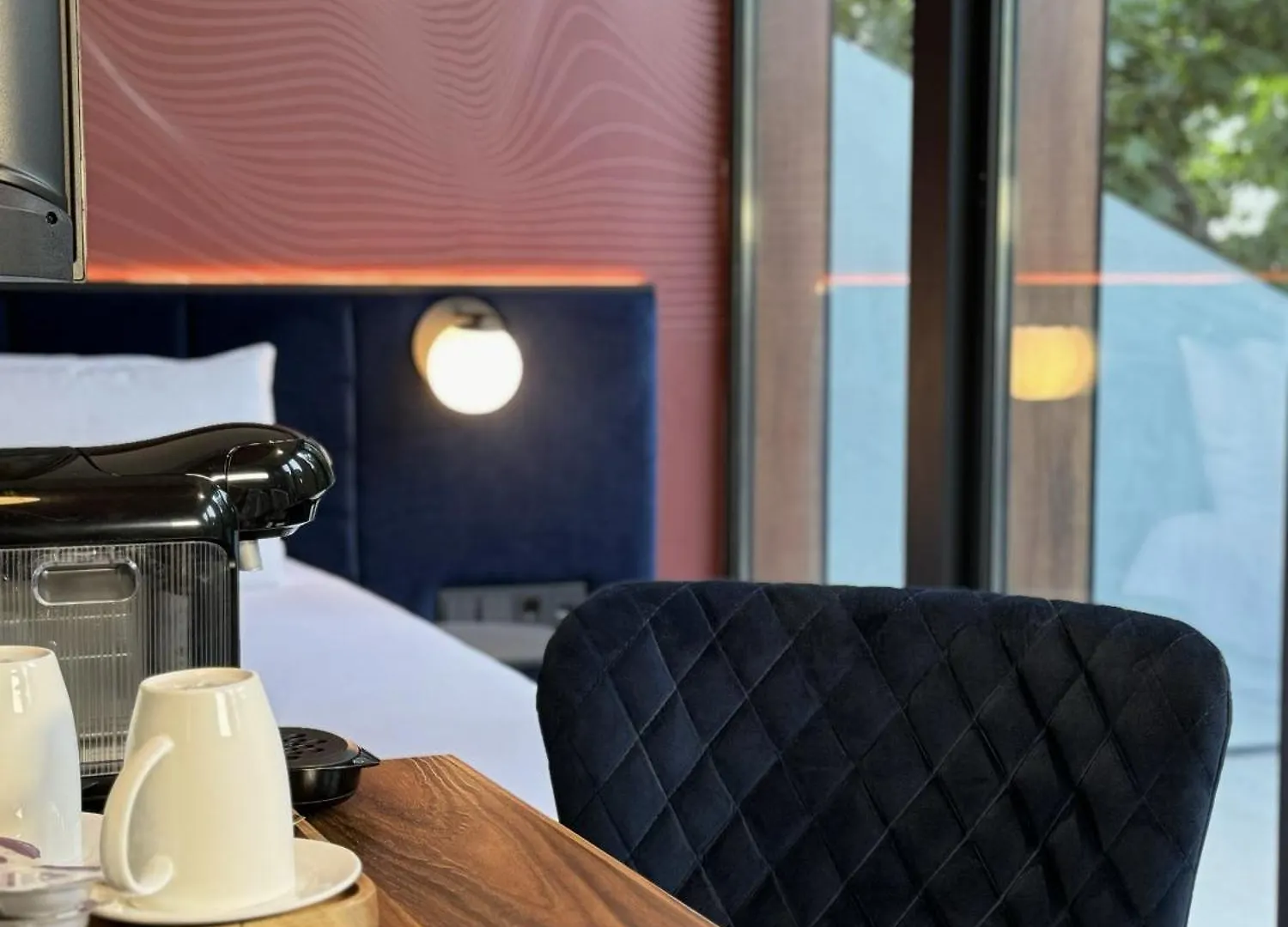 Tbilisi Edition - Design Hotel & Private Spa 5*,  גאורגיה