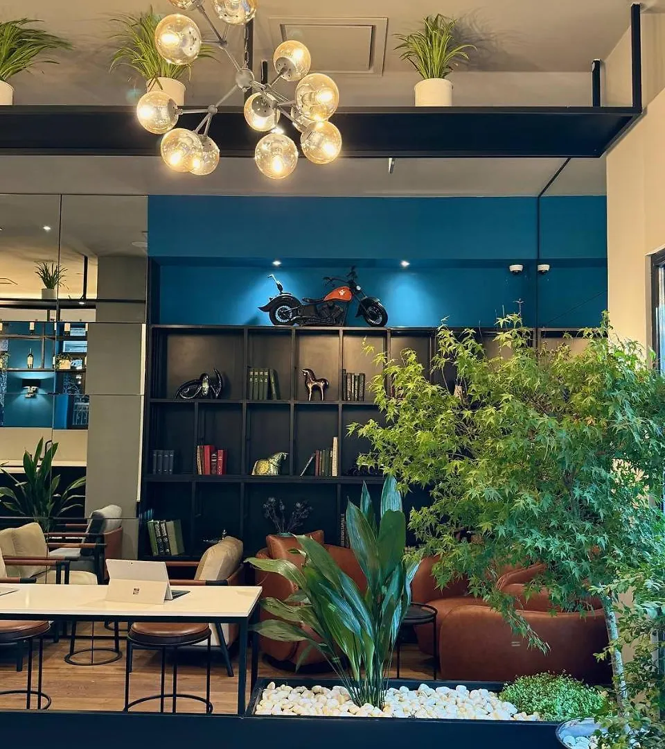Tbilisi Edition - Design Hotel & Private Spa 5*,