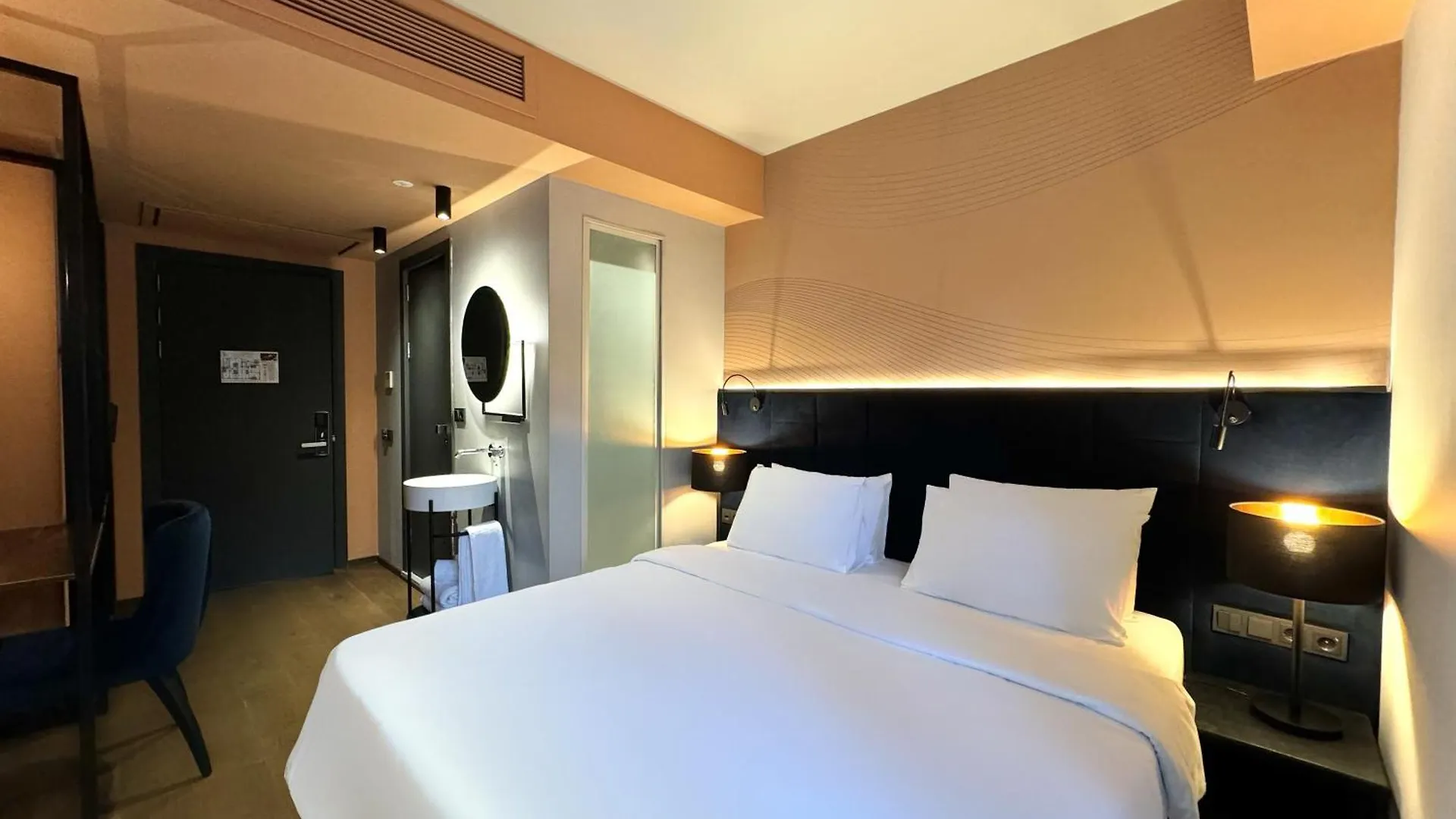 Tbilisi Edition - Design Hotel & Private Spa