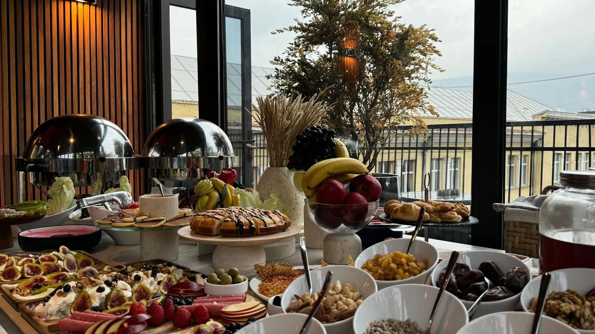 Tbilisi Edition - Design Hotel & Private Spa 5*,