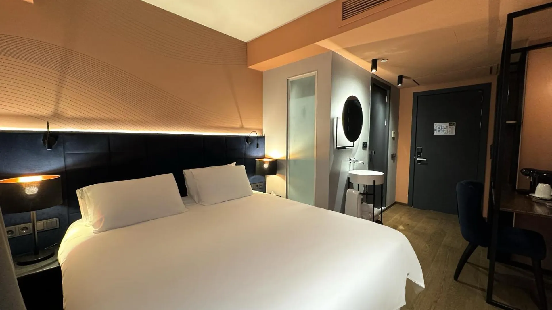 *****  Tbilisi Edition - Design Hotel & Private Spa 조지아